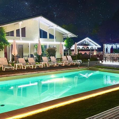 Casa Augsburg Otel Băneşti Dış mekan fotoğraf
