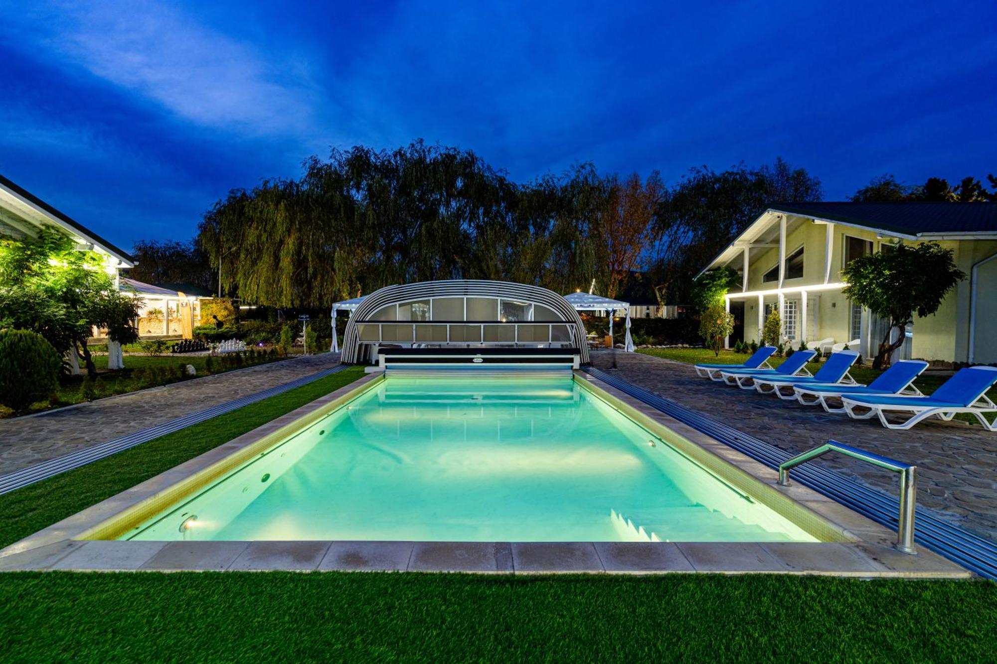 Casa Augsburg Otel Băneşti Dış mekan fotoğraf