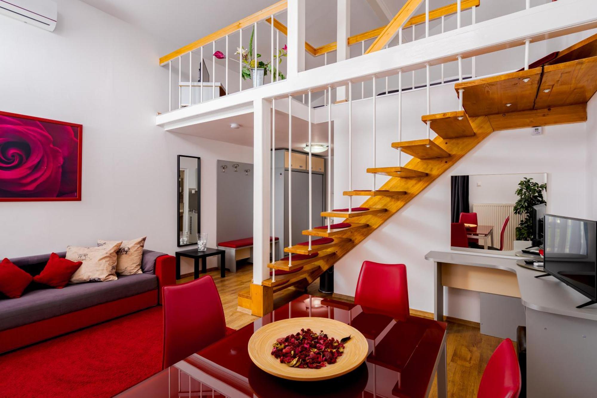 Casa Augsburg Otel Băneşti Dış mekan fotoğraf